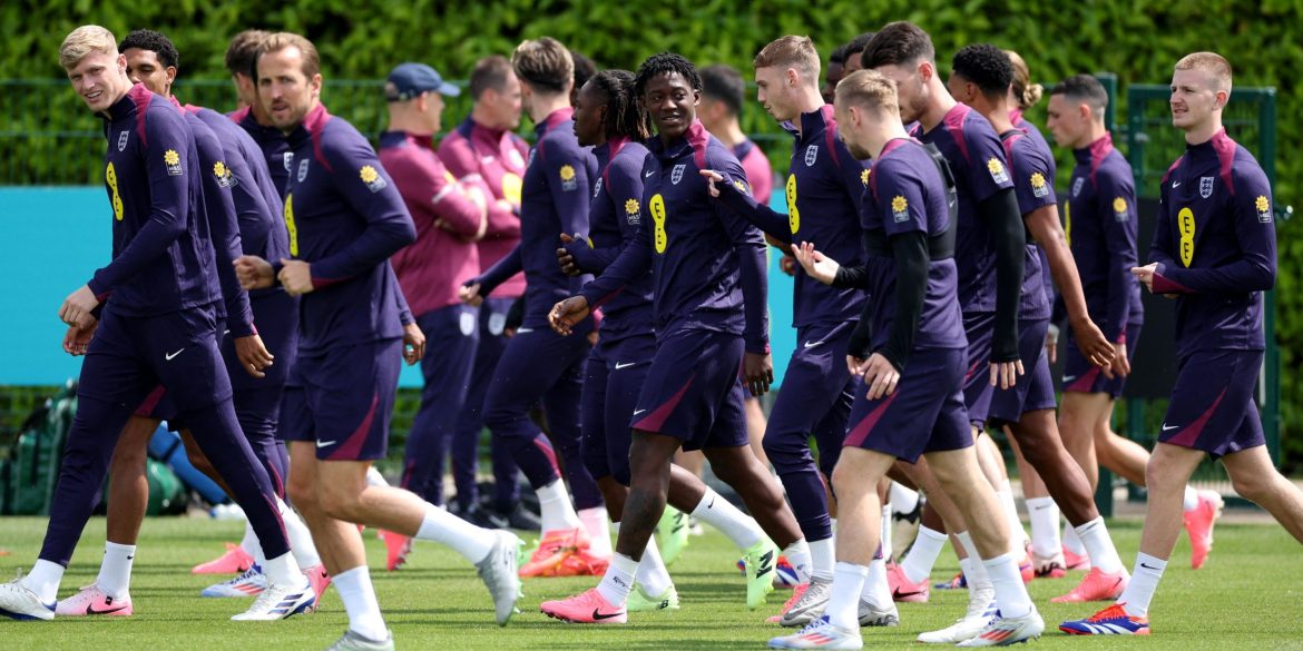 Pundit convinced England international wants Tottenham move with decision soon