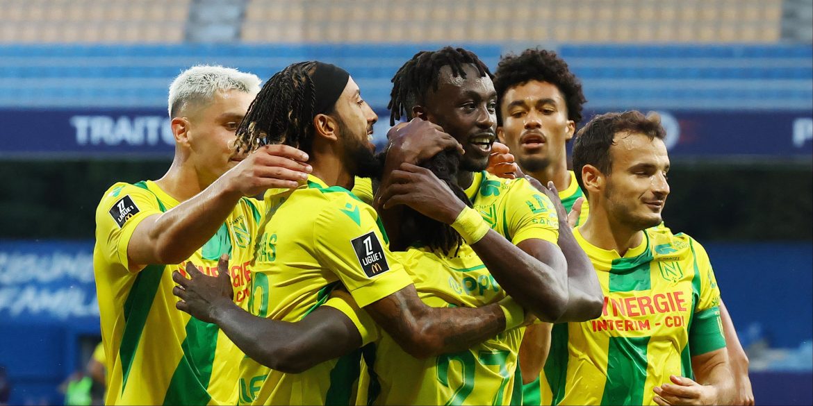 Everton pushing to sign £12m ace who has told agent to get the deal done