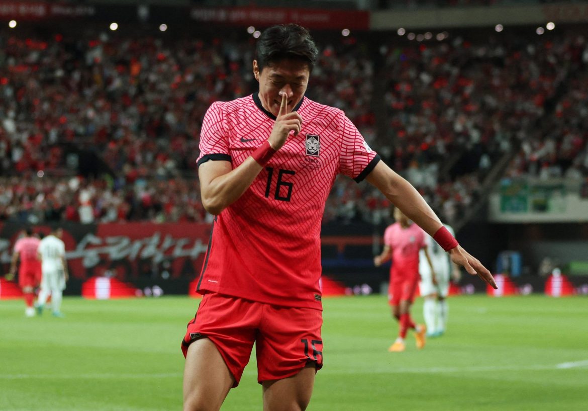 Nottingham Forest target considering offer