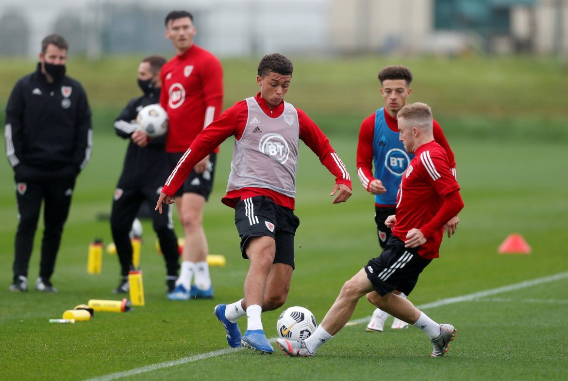 Everton linked with Brennan Johnson